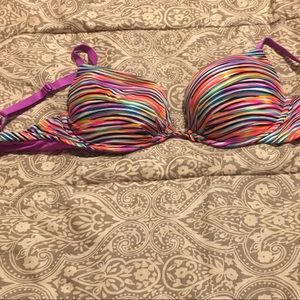 Victoria secret plunge plongeant like new